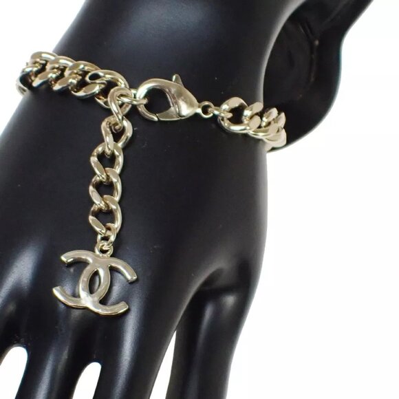 CHANEL CC Logo Chain Bracelet Bangle B22S GHW Italy Accessory - Picture 2 of 11